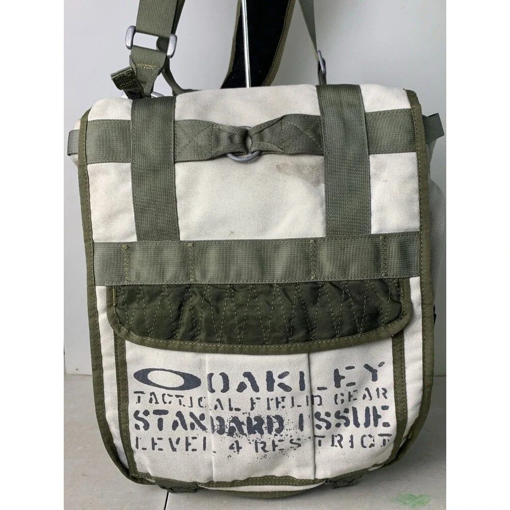 Oakley Tactical Field Gear Standard Issue Canvas Messenger Bag Adjustable Strap